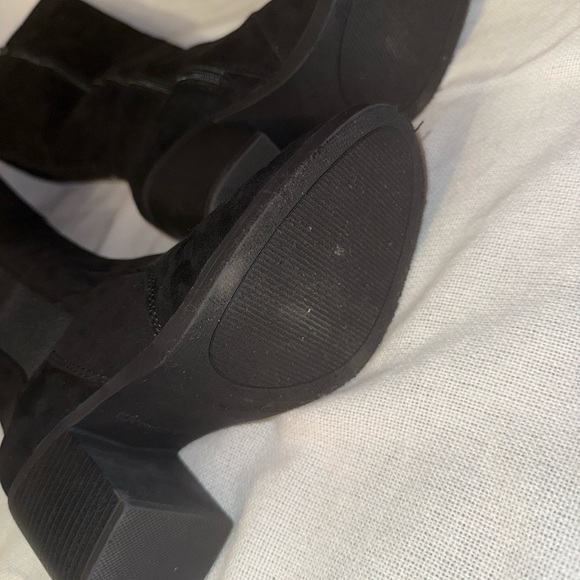 Kohl's Black Heeled Boots for Women - Picture 3 of 4